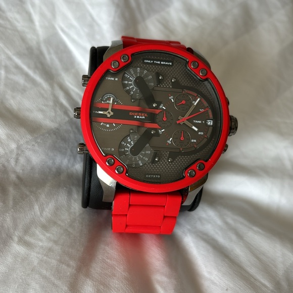 Mr. Daddy Red Diesel Watch - Picture 3 of 7